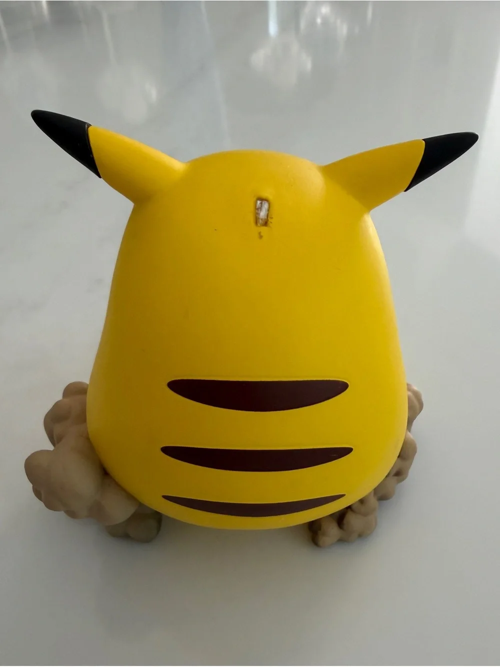Pokemon Pikachu VMAX Gigantamax figure 2021 3.5